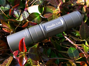 FENIX L1D CE Premium Q5 �yOlive Green Body / Smooth Reflector�z