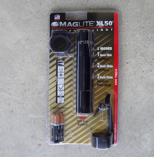 本体色：ブラック【明るさUP！明るさ200ルーメン・モデル